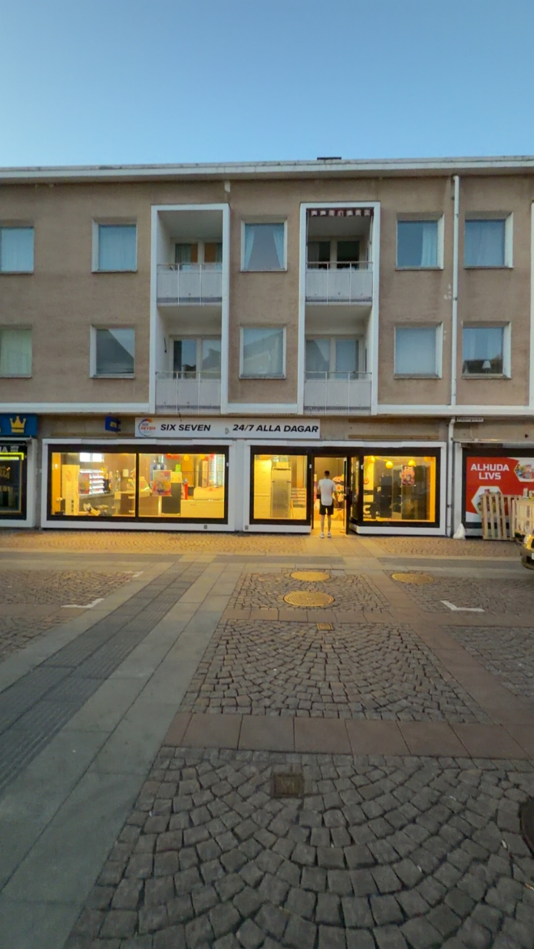 Six Seven 24/7 butiken på Hamngatan 8B i Oskarshamn